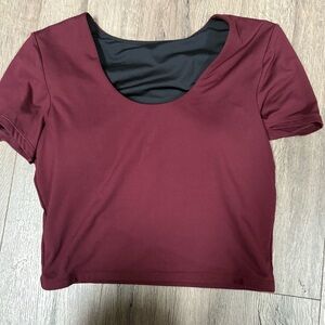 Zella Burgundy Short Sleeve Performance Crop Top Shirt Padded Lined Size Medium
